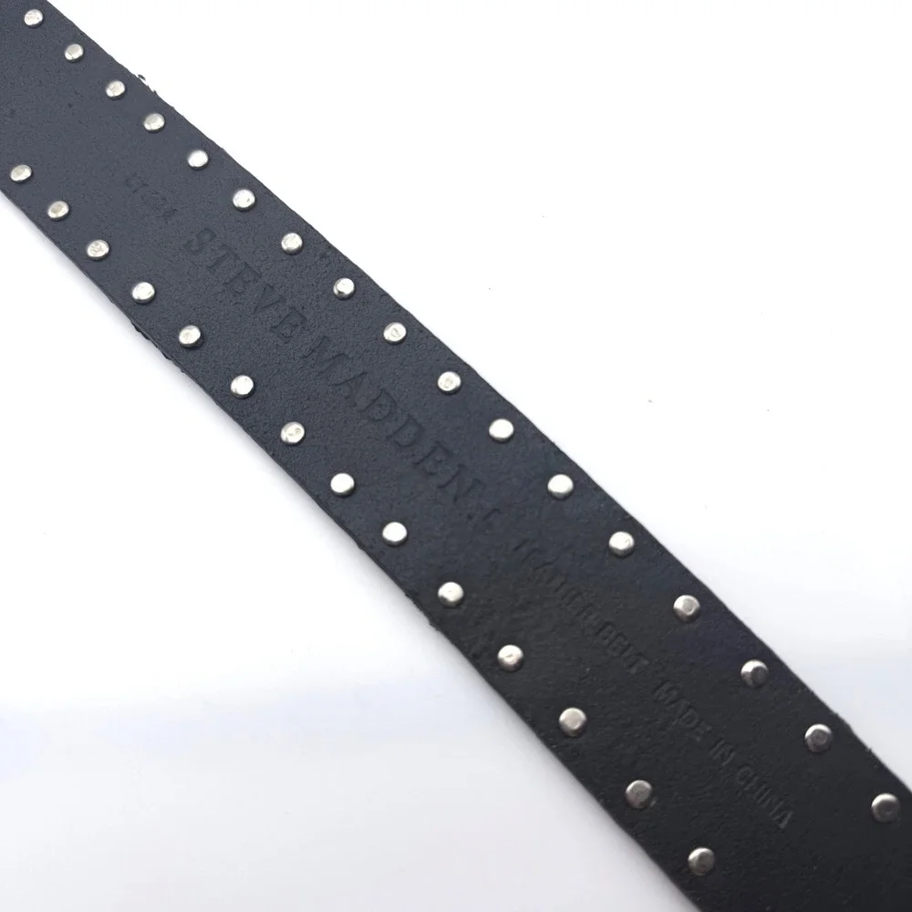 Steve‎ Madden Mens Black Leather Studded Belt Silver Oval Buckle 37 Inch
